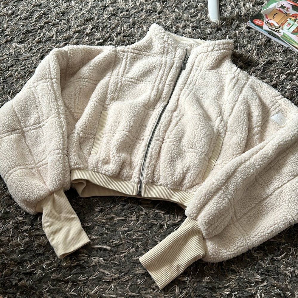 FP Movement - Outward Bounds Fleece Small - Picture 8 of 8